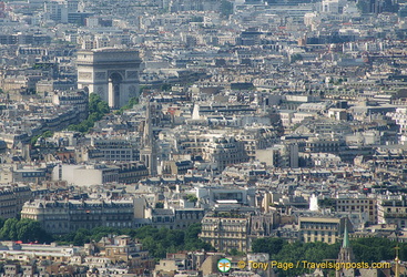 View of the Arc de Triomphe